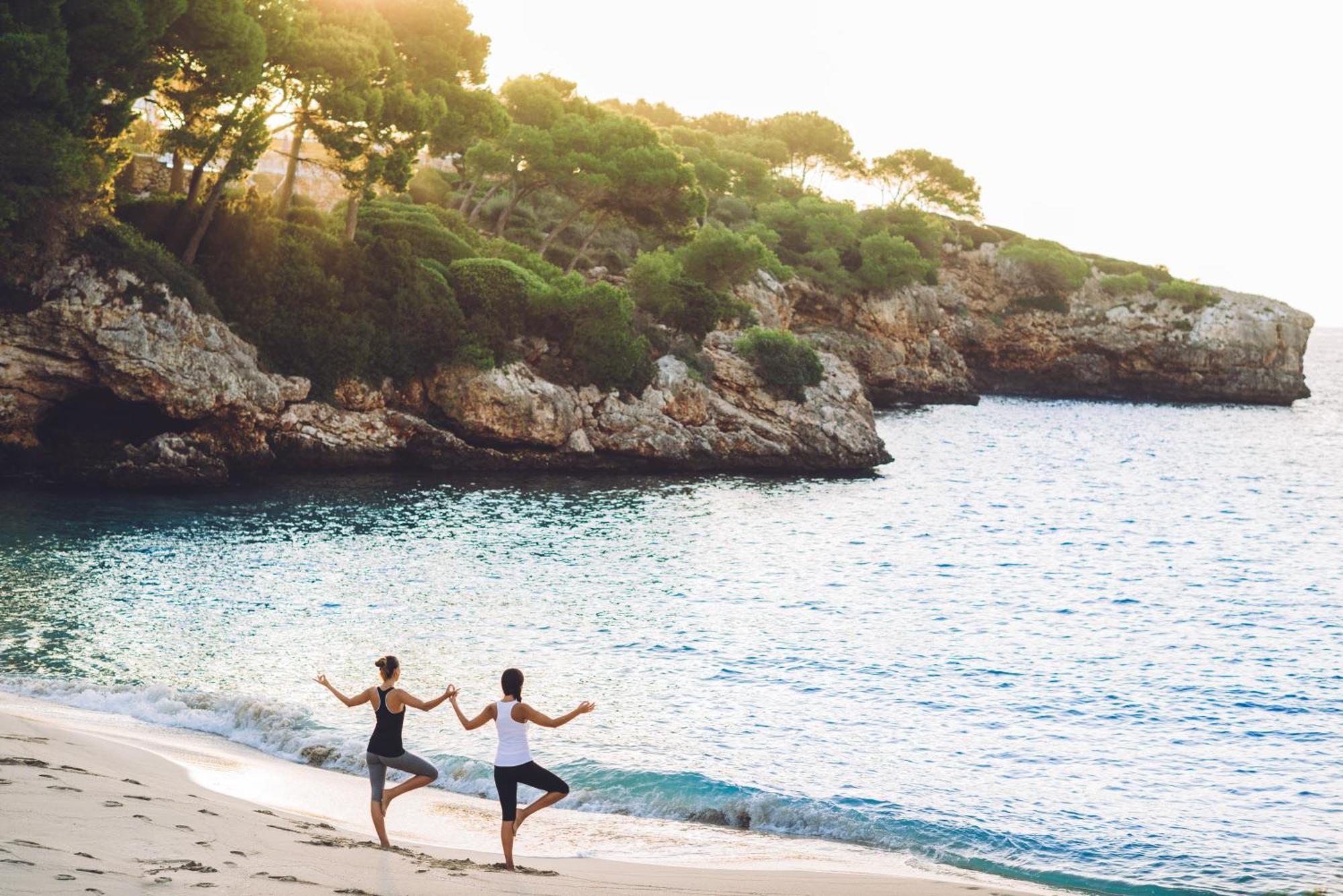 Inturotel Cala Azul กาลาดอร์ ภายนอก รูปภาพ